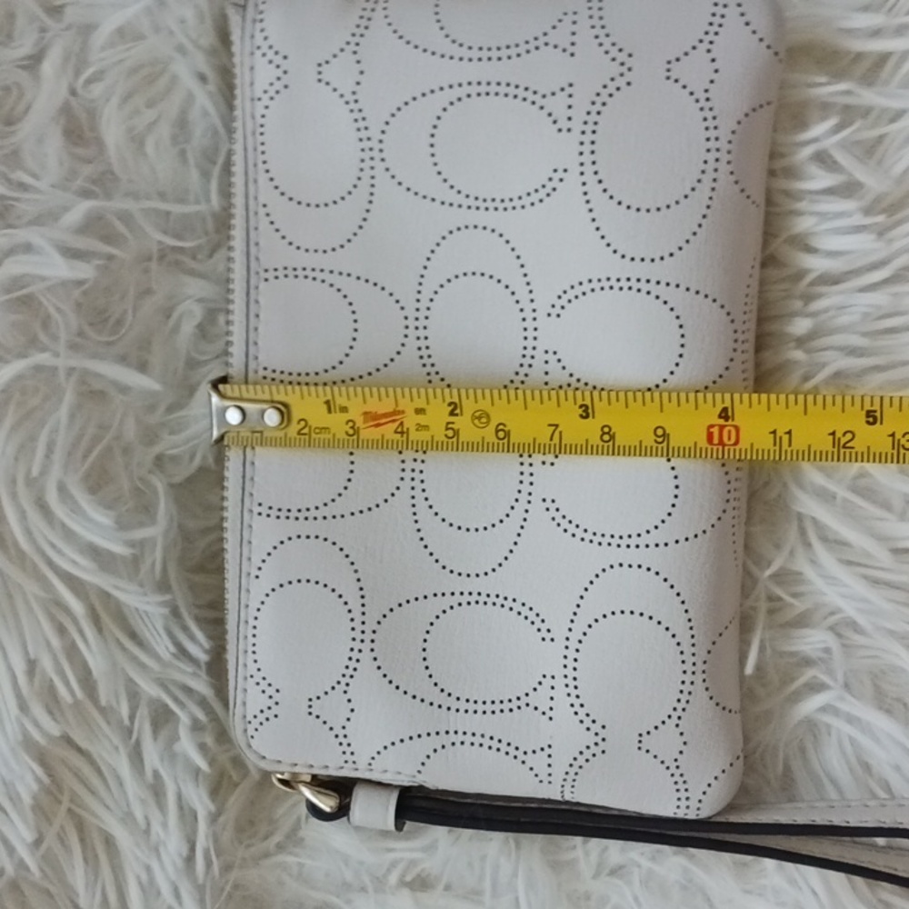 Coach mini wristlet - Picture 5 of 7